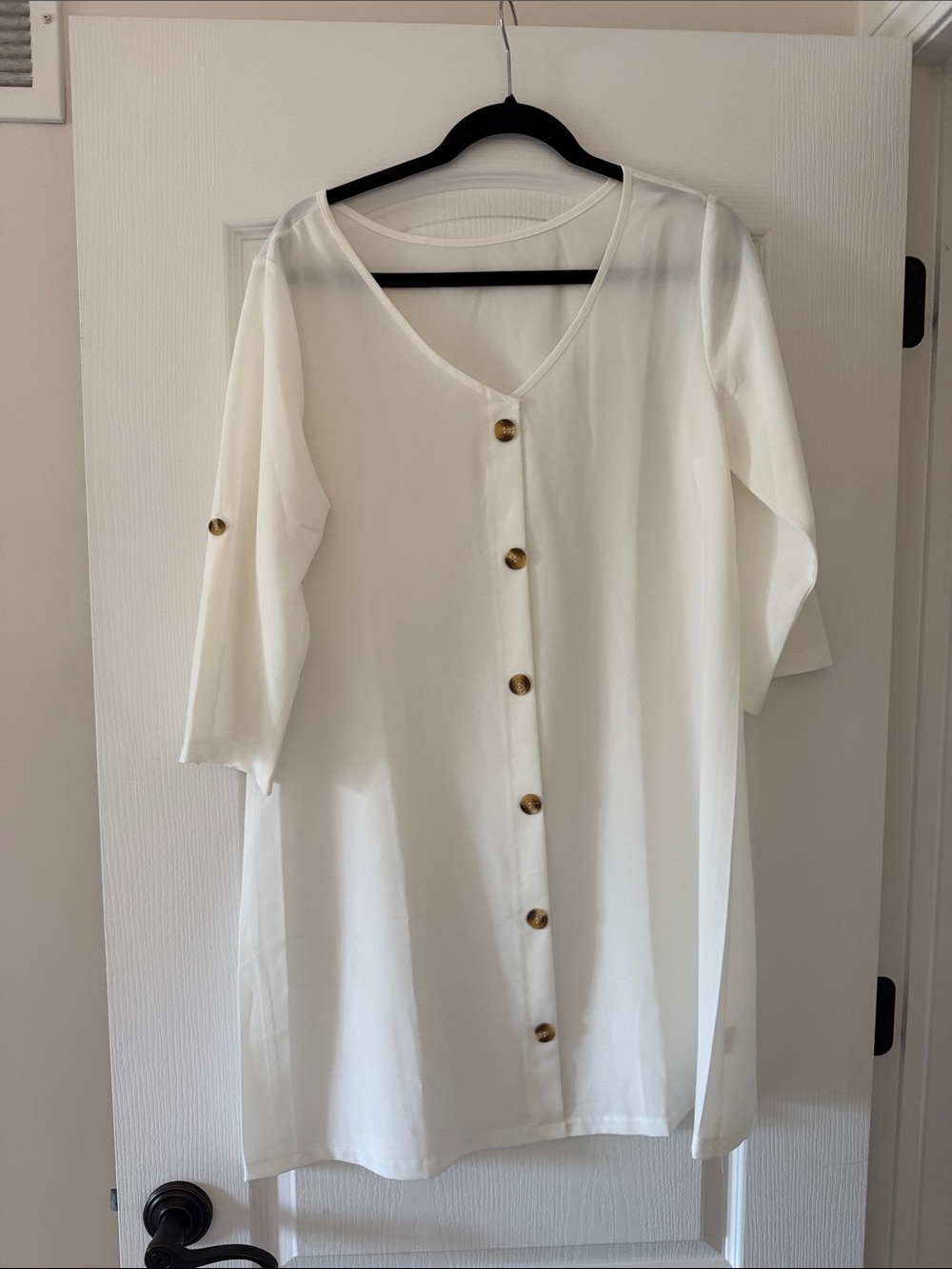 Cream Button-Front Dress- size medium - Picture 3 of 7